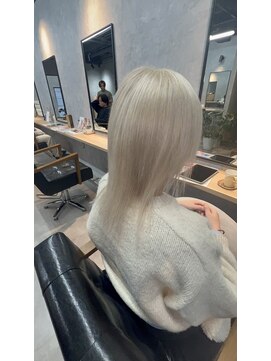 モードケイズ(Aimee by modek’s) ホワイトブロンド