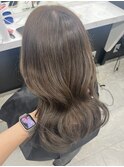 オリーブブラウン