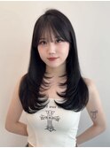 黒髪×トレンドザクザクレイヤーカット