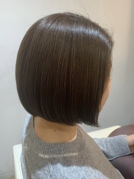 ジュイール(jouir) 三鷹ショートボブくびれショートイルミナカラー顔周りレイヤー