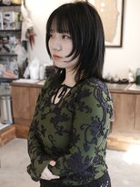 ウィム(wim)&nbsp;『ミディアムウルフレイヤー』レイヤーカット/顔周りレイヤー