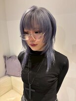 ベレーザ 渋谷(BELEZA) 17924韓国ウルフレイヤーネイビーブルーシルバー顔周りカット