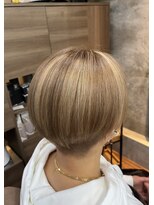 シェルビー 新宿(SHELBe)&nbsp;ミルクブラウン×ナチュラルショート[新宿/髪質改善/白髪ぼかし]