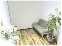 ココレ(cocole)の雰囲気（外観とは違う空間で待ち合いから感じられるゆったりスペース。）