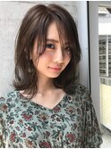 柔らかい動きのくびれレイヤーミディ