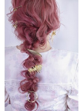 ラカシェット(la-cachette) カラー映え編み下ろしアレンジ