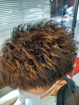 ラ モナ スパイキーショート