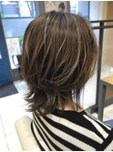 ウルフカット×ハイライトカラー