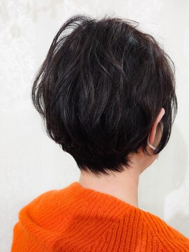 フォックスヘアー(fox.hair) ナチュラルカールショートヘア/fox.hair