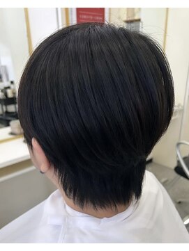 サンひまわり 高来店 スタイリッシュなショートスタイル