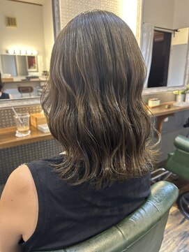 トータル ビューティー プレンティー(total beauty Plenty) オリーブグレージュ