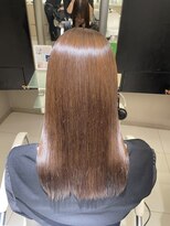 キングスベリーユナイテッド(Kingsbury United) うねり撃退！！美髪ストレートで艶々サラサラに♪