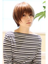 レウナ 外苑前(Reuna)&nbsp;大人女性・マッシュショート顔回りの束感で小顔効果ＵＰ