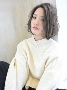 ヘアアンドメイク アリス(hair&make ALICE produce by COLT) ～ALICE～　ショートボブ×グレーアッシュ