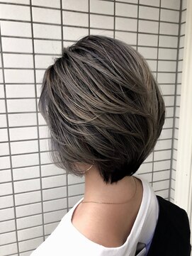 アペル(APARE) ホワイトアッシュバレイヤージュ!!!