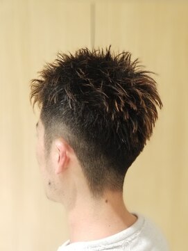 アッシュ 中目黒店(Ash) クリーンな雰囲気！刈り上げショート