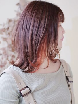 スパ ヘアーデザイン(SPA hair design) ピンクオレンジのインナーカラー