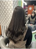 オリーブベージュ