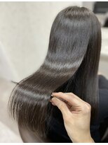 アデプト 北千住店(adept)&nbsp;★絹髪/艶髪/美髪/髪質改善/縮毛矯正/オリーブカラー【北千住】