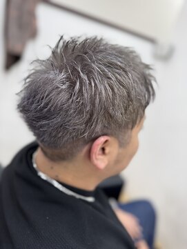 美容室 プークワ 中川春田駅前店 メンズショート/グレーシルバー