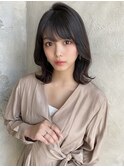 流し前髪くびれヘア暗髪カラーひし形シルエット
