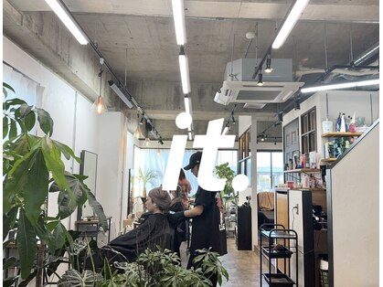 イット(it.)の写真