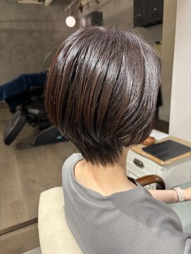 アンビエンテ(ambiente) ショートボブ