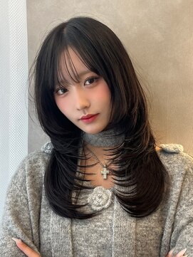 オムニス 表参道(Omnis) 暗髪美髪ざくざくレイヤーハッシュカット表参道ワンカール20代