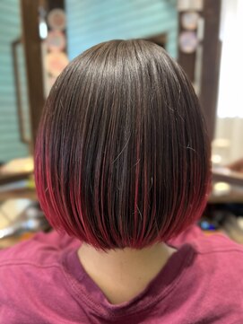 カシータヘアリゾート 熱田千年店(Casita Hair Resort) タッセルボブ×エンドカラー×レッド