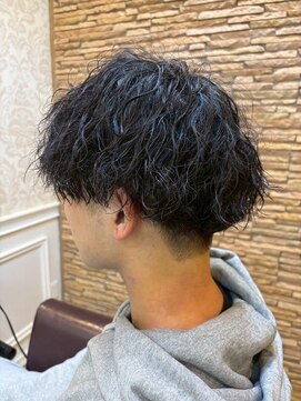 クロエ バイ ラヴィズム 紫竹山店(CLOE by LUVISM) ツイストスパイラルパーマ