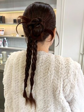 セプト 天神大名(SEPT.) ヘアセット 編みこみ お呼ばれへア 三つ編み ヘアアレンジ