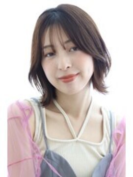 シロフイケブクロ(shirof ikebukuro) 顔まわりレイヤーカット×切りっぱなしボブ20代30代40代