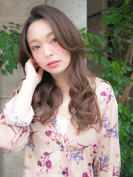 ルティア(Lutia) グラマラスカール ゆるふわウェーブ ナチュラルブラウン