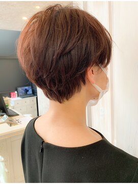 キャアリー(Caary) 福山市 丸みショートヘア、ショートボブ人気Caaryキャアリー