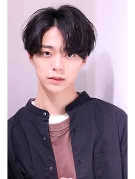 ネイビー(NAVY) ハンサムショート メンズマッシュ センターパート 前下がり