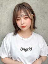 サロウィンフレンテ 新宿三丁目(SALOWIN Frente)&nbsp;石塚／インナーカラーベージュ外ハネミディアムボブ10代20代30代