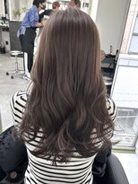 アルドーレ(Ardore)&nbsp;動きのあるレイヤースタイル&透明感アッシュベージュ