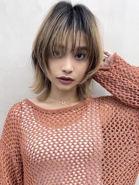 ダブルトーキョー シブヤ(W-TOKYO SHIBUYA) くびレイヤーひし形 ミディアムウルフ ウルフカット