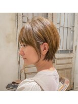 髪質改善と縮毛矯正の専門店 サンティエ(scintiller)&nbsp;大人綺麗な小顔襟足スッキリショートボブ　30代40代50代