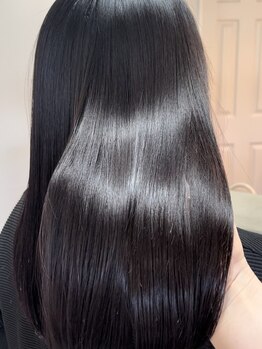 ヘアデザイン ディクト(hair design D.c.t)の写真/仕上がりの質感に徹底的にこだわった《ミネコラ水素トリートメント》使用☆憧れの艶が実感できます！