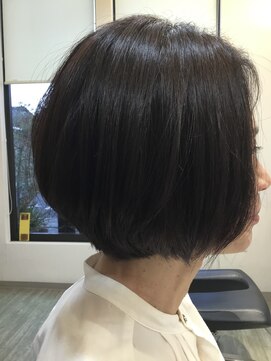 ビューティーサロン ヒトミ 大人ボブ