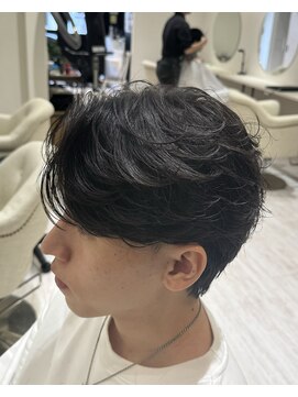 バース 梅田中崎町店(BIRTH) ニュアンスパーマセンターパートフェザーパーマワンカールパーマ