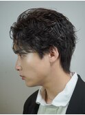 心斎橋フェザーパーマフェザーショートセンターパート20代緩め 