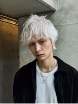 ネハス 名古屋栄店(nehus.) MEN’S HAIR/サーフカール/刈り上げセンターパート/ブリーチ