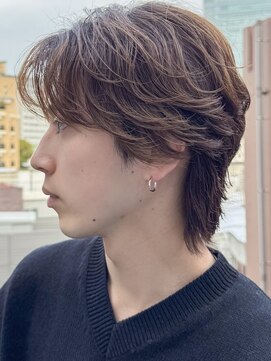 ヨリ トウキョウ(yori Tokyo) 似合わせカット30代40代50センターパート刈り上げマッシュ