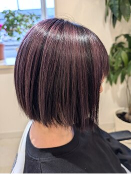 美容室 亜美香の写真/ゆったりくつろげる空間でリラックス♪年齢に応じたお悩みも解決に導き、あなたの“なりたい”を叶えます！