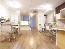マル ヘアアンドメイク(maru hair&make)
