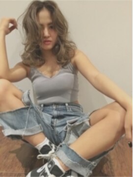 トロニー(TLONY) カラー、ハイライト、カット、トリートメント