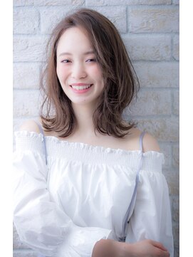 エルデ ナインズ ヘアー スタンド 川口店(elde 9's HAIR STAND) ヴェールウェーブ外ハネ似合わせひし形シルエットグレージュ