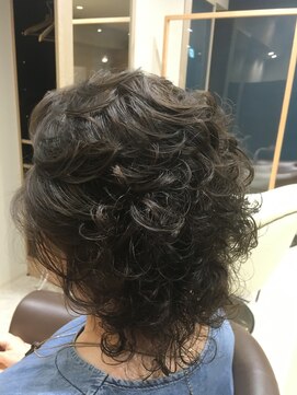 ヘアサロンアンドヘアメイクディー(hair salon hair make D) ミセス◎骨格矯正 生え癖を活かす アレンジ 似合わせカット